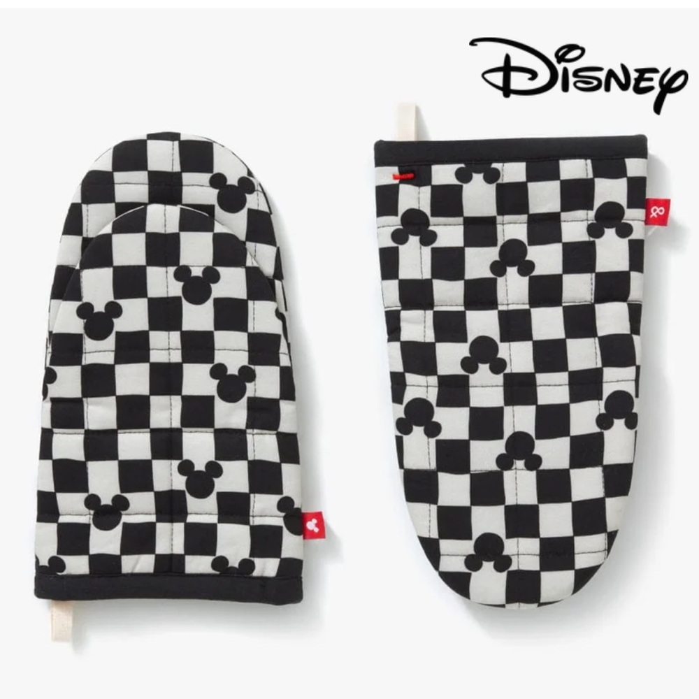 H&B Disney Collab Checkered Oven Mitts